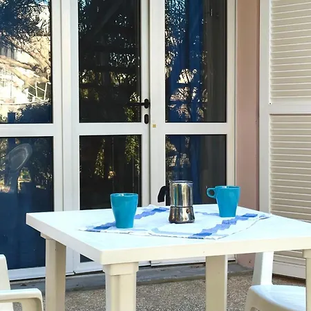 Apartament Palme 5 - Marcelli, Monolocale Al Piano Terra, Le Palme